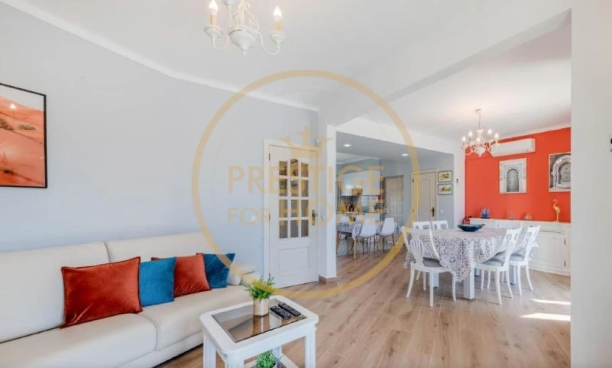 Moradia T4 para Arrendamento em Guia Foto 3