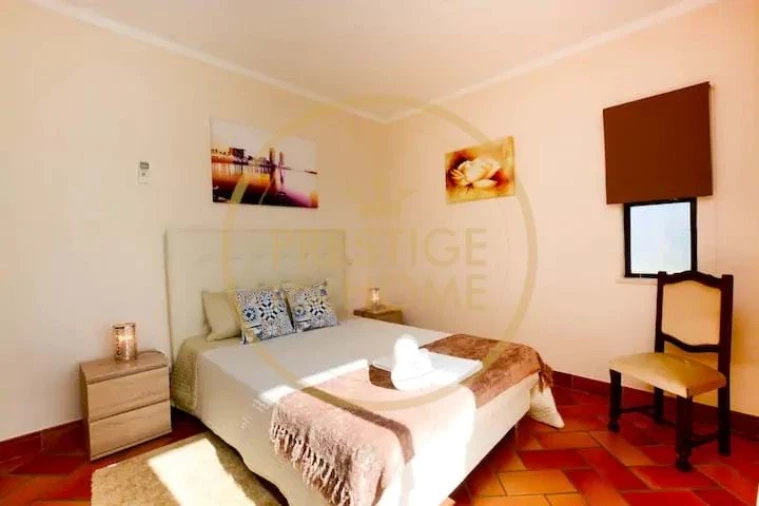 Moradia T4 para Arrendamento em Guia Foto 10