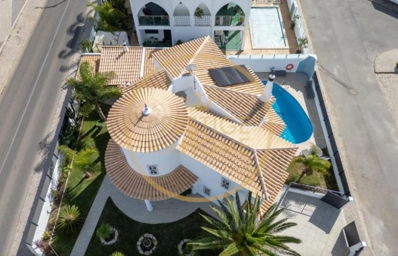 Moradia T4 para Arrendamento em Guia Foto 69