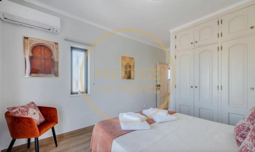 Moradia T4 para Arrendamento em Guia Foto 38