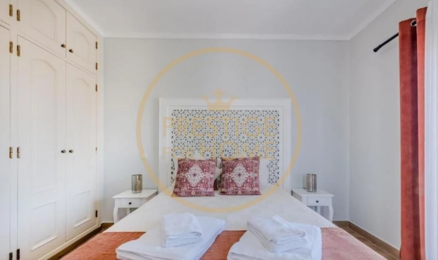 Moradia T4 para Arrendamento em Guia Foto 36