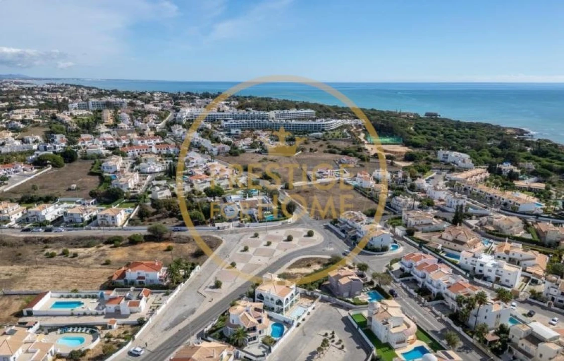 Moradia T4 para Arrendamento em Guia Foto 80