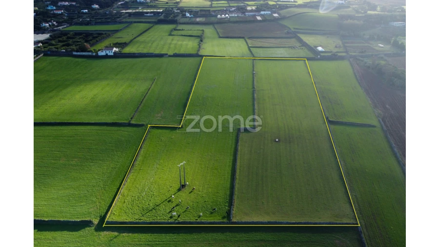 Terreno para Venda em Rabo de Peixe Foto 12