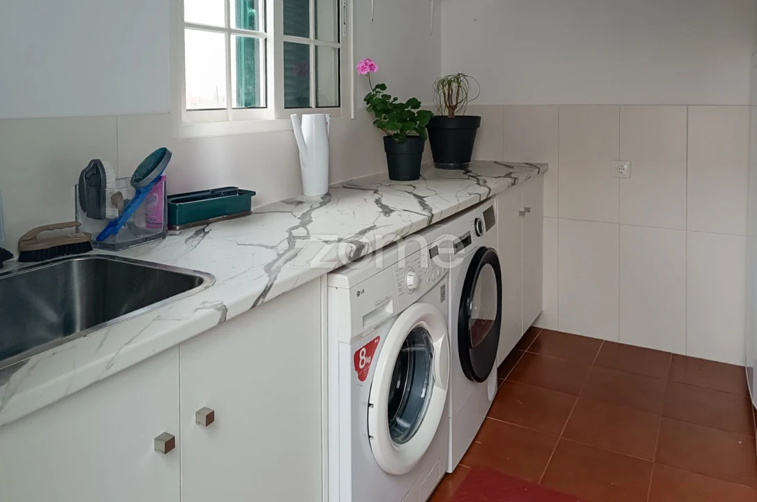 Moradia T4 para Venda em Relva Foto 20