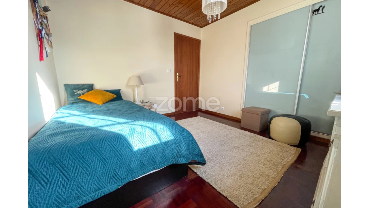 Moradia T4 para Venda em Relva Foto 14