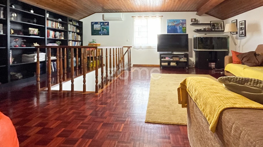Moradia T4 para Venda em Relva
