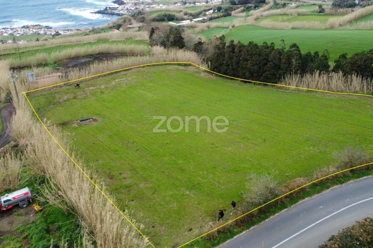 Terreno para Venda em Mosteiros Foto 8
