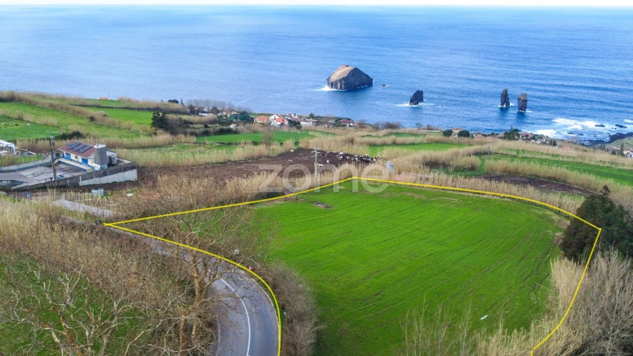 Terreno para Venda em Mosteiros