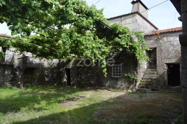 Quinta T9 para Venda em São Tomé de Negrelos Foto 8