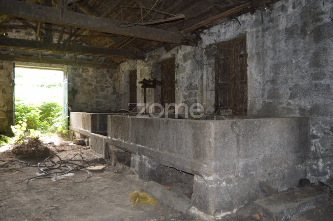 Quinta T9 para Venda em São Tomé de Negrelos Foto 27