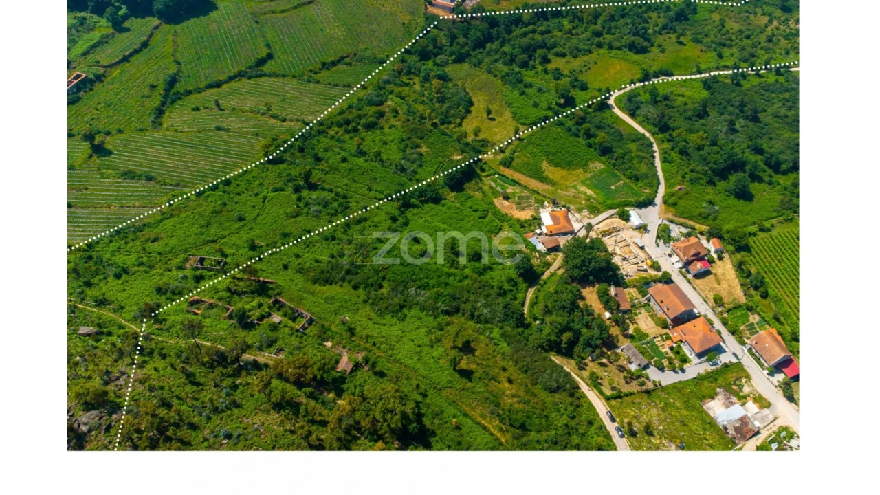 Terreno para Venda em Vila Boa do Bispo Foto 1