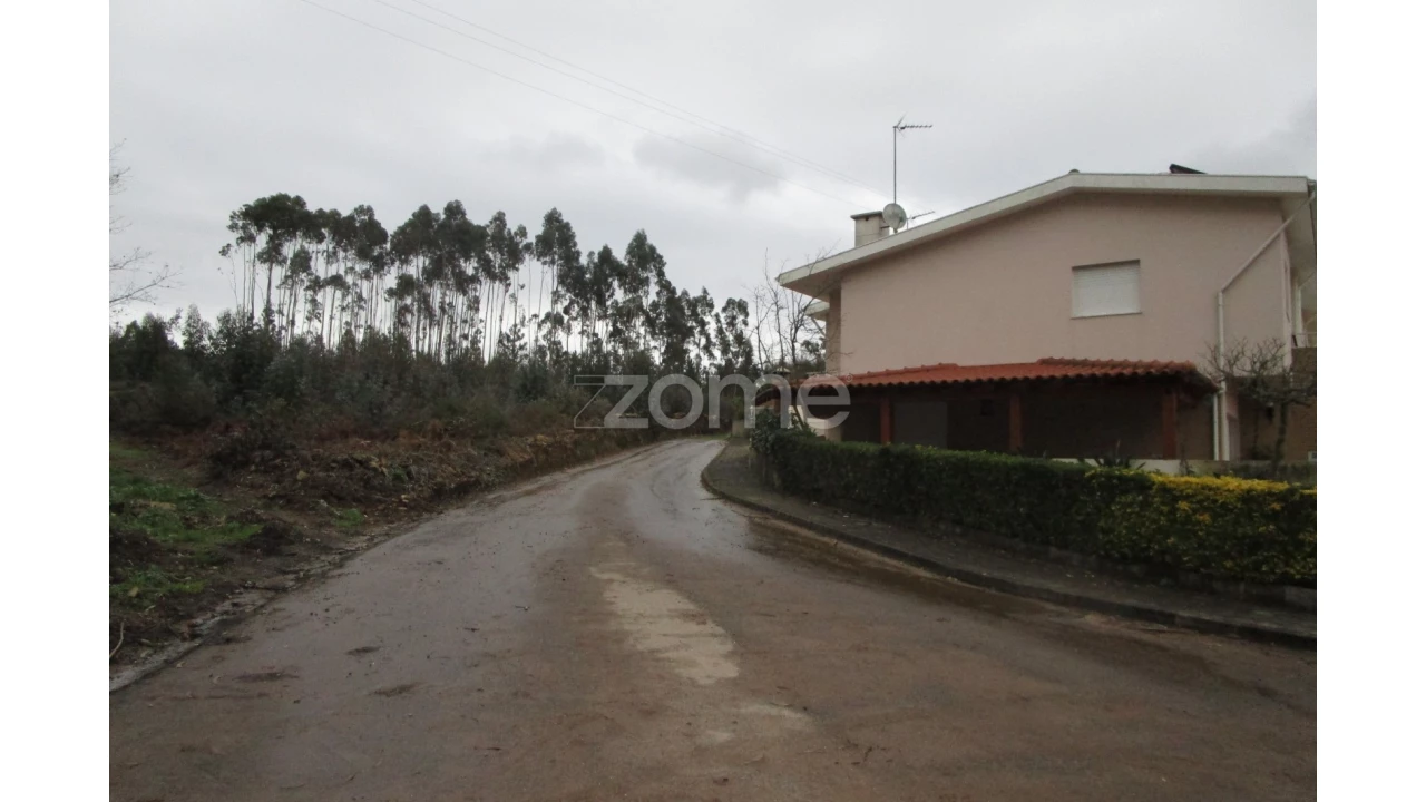 Terreno para Venda em Fradelos Foto 1