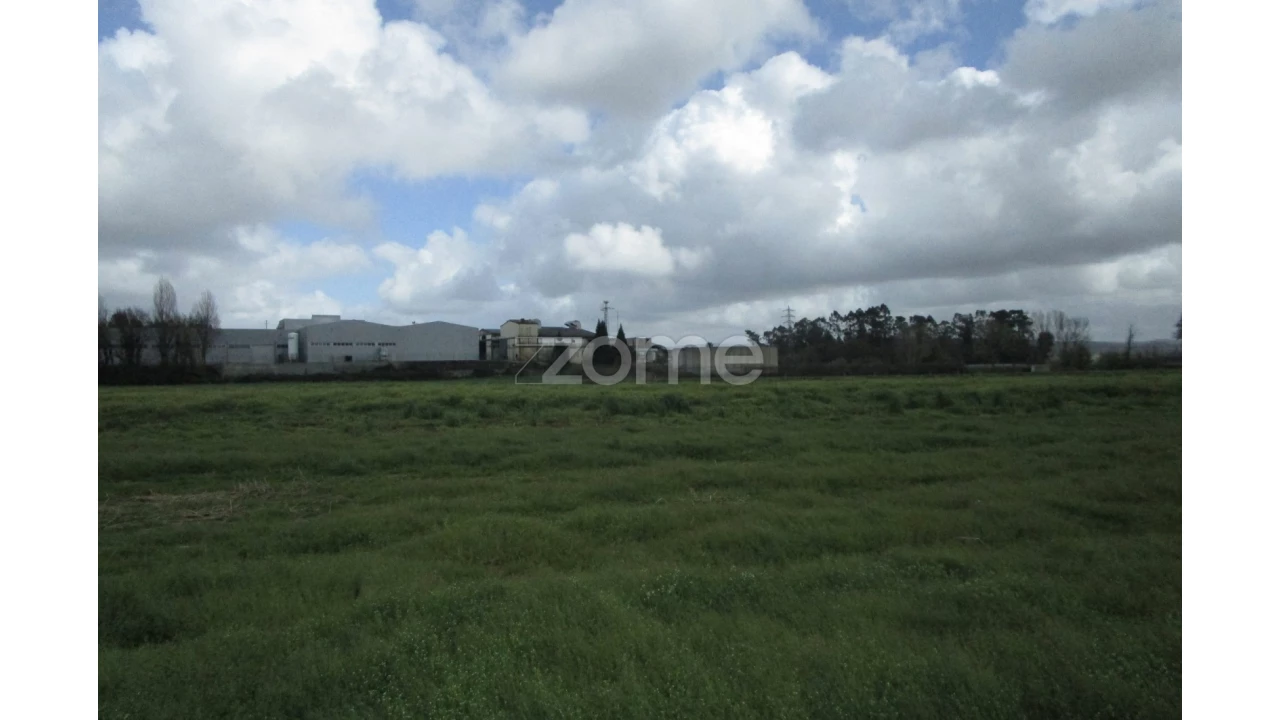 Terreno para Venda em Fradelos Foto 3