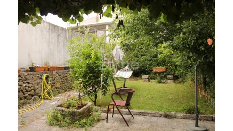 Prédio para Venda em Braga (Maximinos, Sé e Cividade)