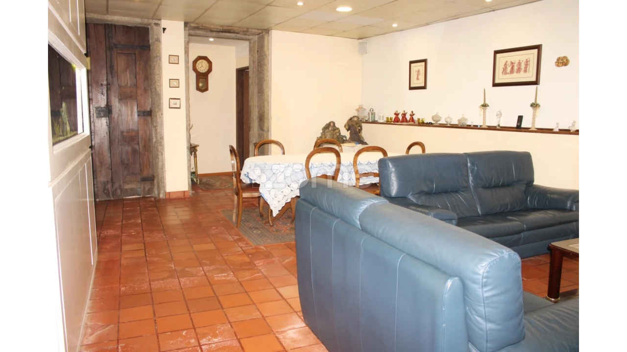 Prédio para Venda em Braga (Maximinos, Sé e Cividade) Foto 7