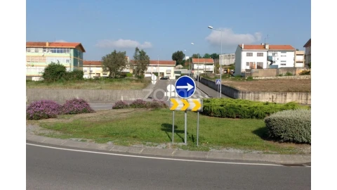 Terreno para Venda em Pedrouços