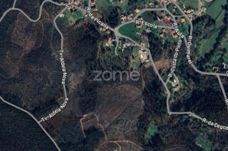 Terreno para Venda em Lamelas e Guimarei Foto 8