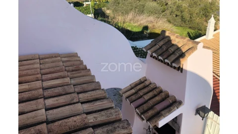 Moradia T4 para Venda em Albufeira e Olhos de Água