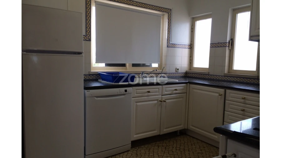 Moradia T4 para Venda em Albufeira e Olhos de Água Foto 17