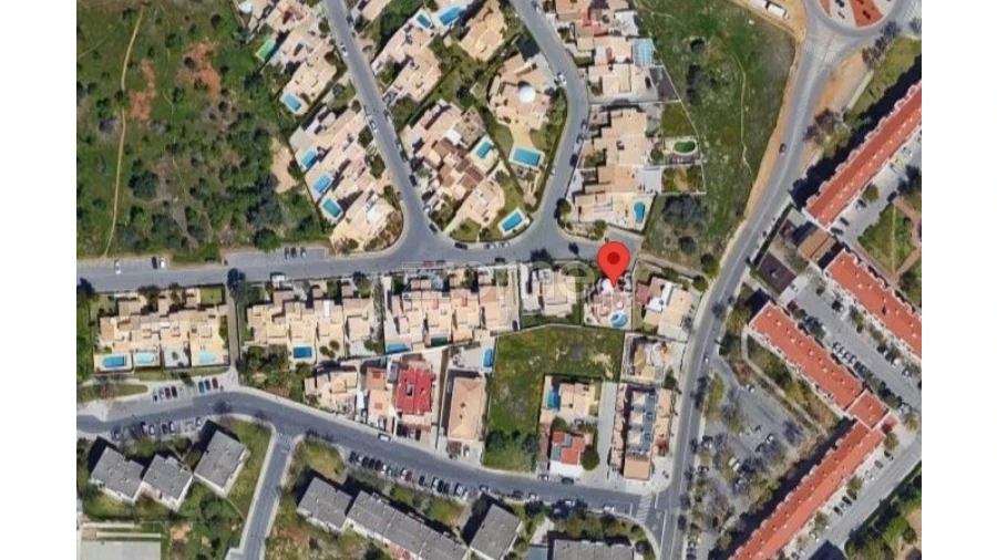 Moradia T4 para Venda em Albufeira e Olhos de Água Foto 72