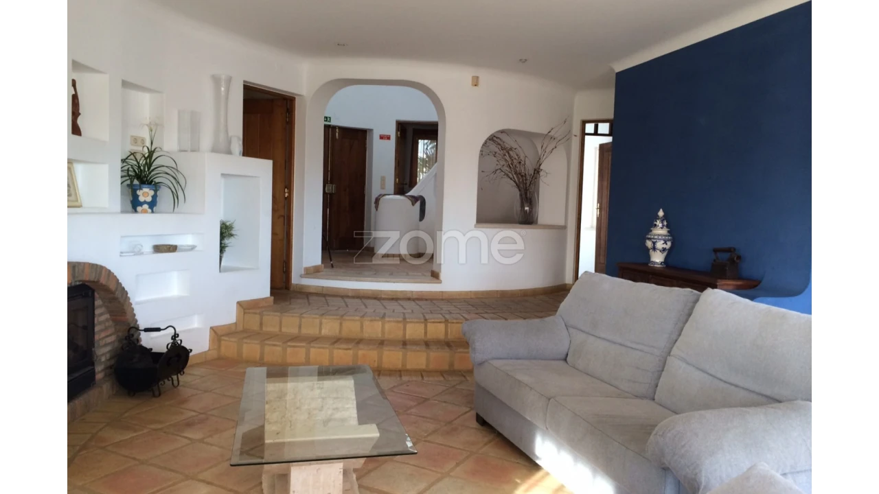 Moradia T4 para Venda em Albufeira e Olhos de Água Foto 8