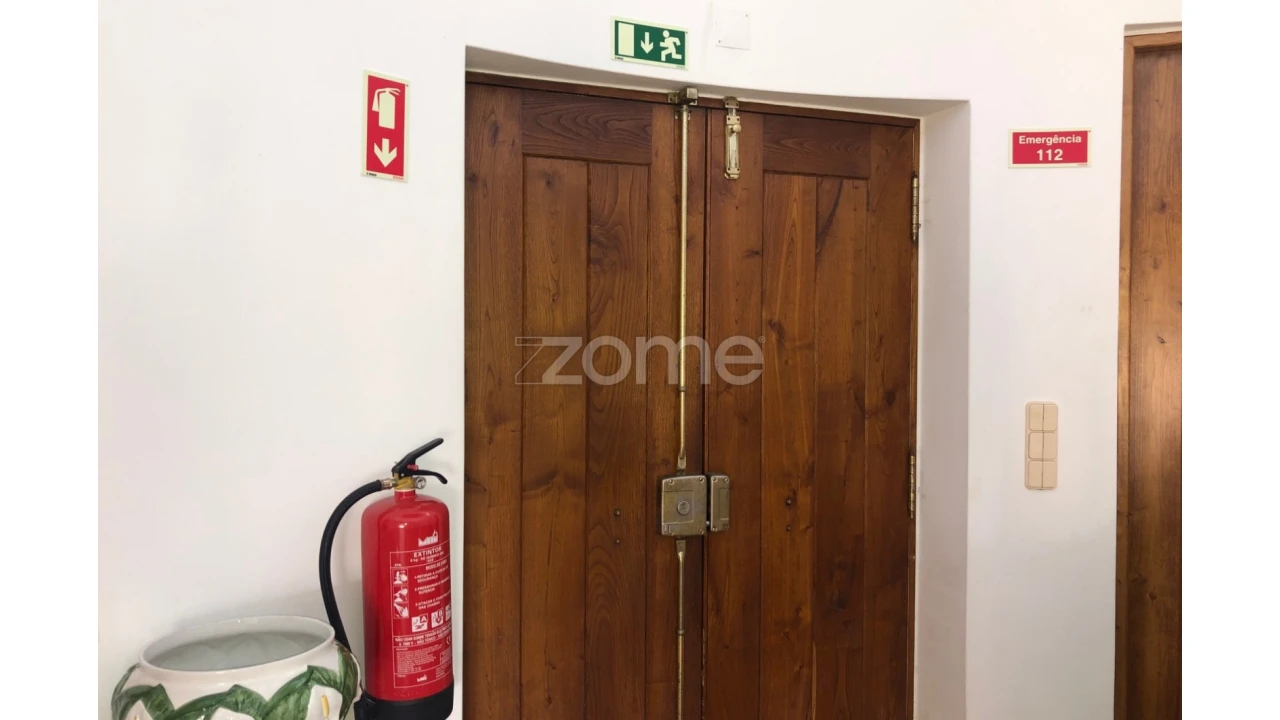 Moradia T4 para Venda em Albufeira e Olhos de Água Foto 37