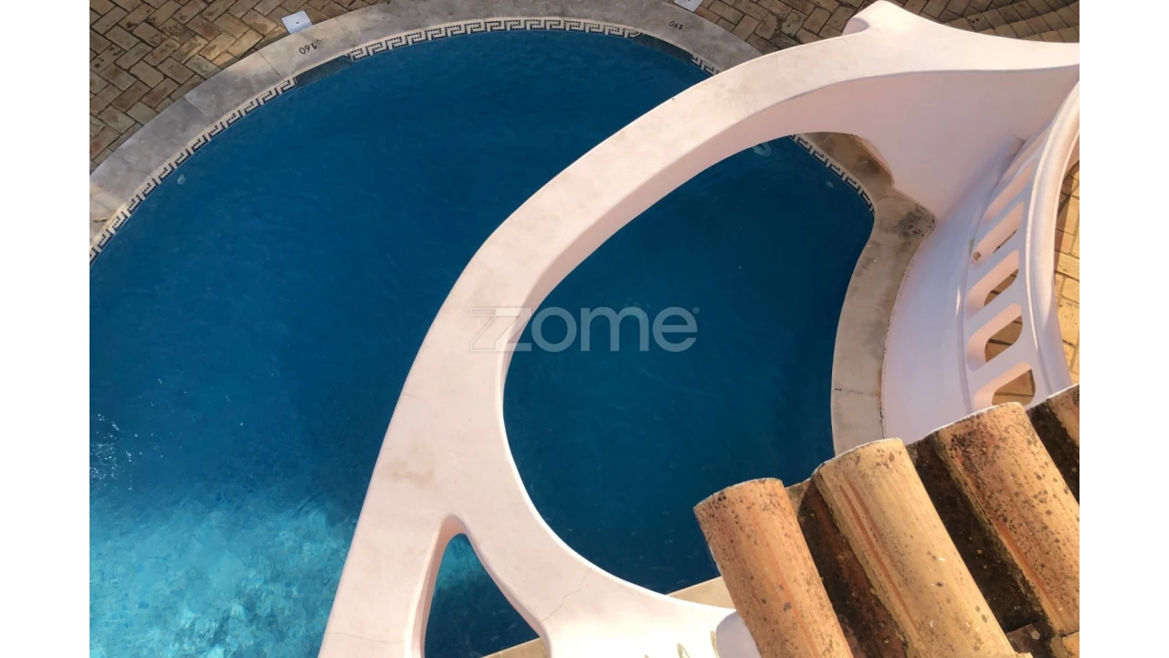 Moradia T4 para Venda em Albufeira e Olhos de Água Foto 57