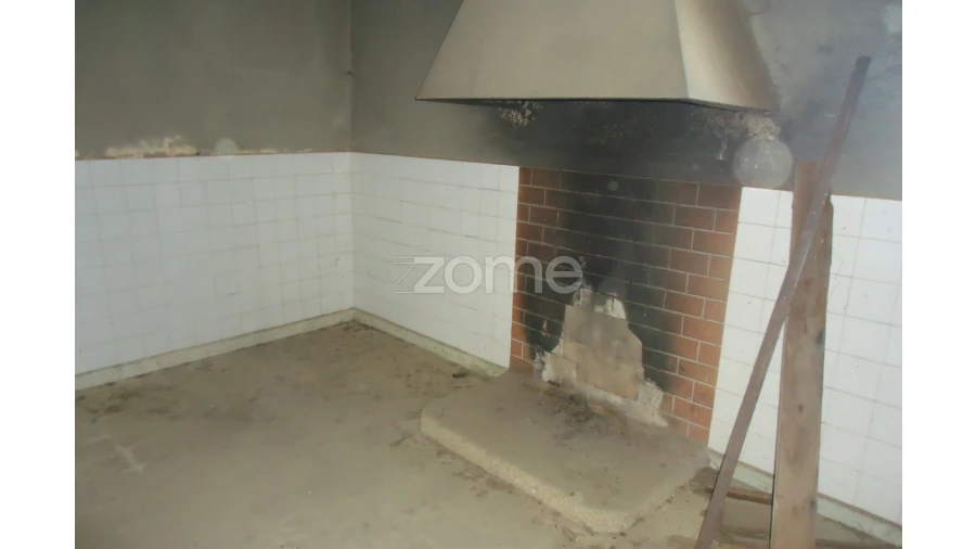 Moradia T4 para Venda em Tarouquela Foto 8