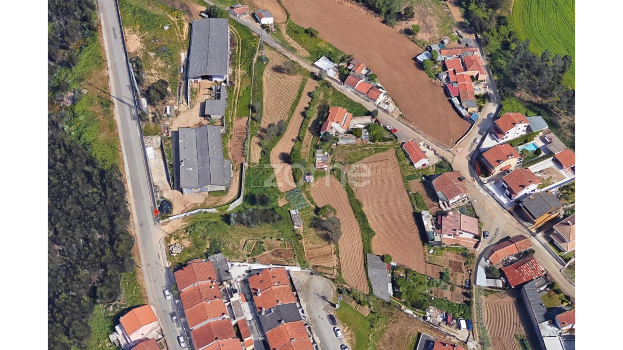 Terreno para Venda em Alfena Foto 8