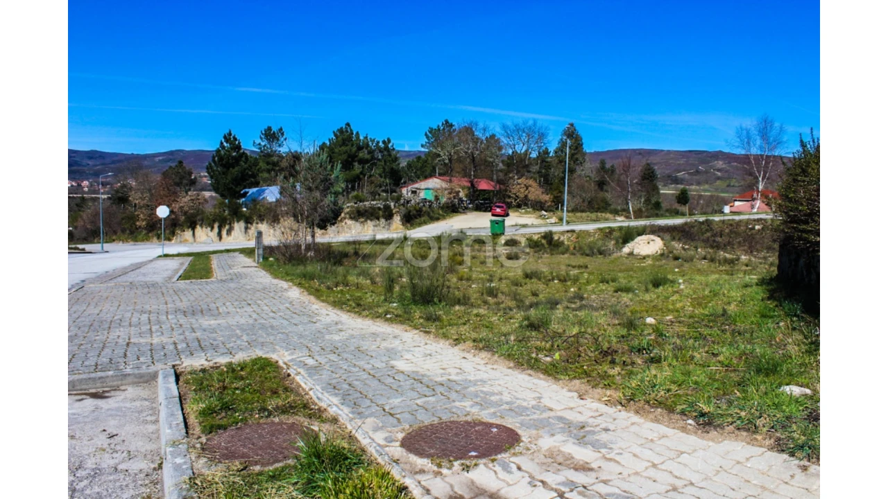 Terreno para Venda em Montalegre e Padroso Foto 5