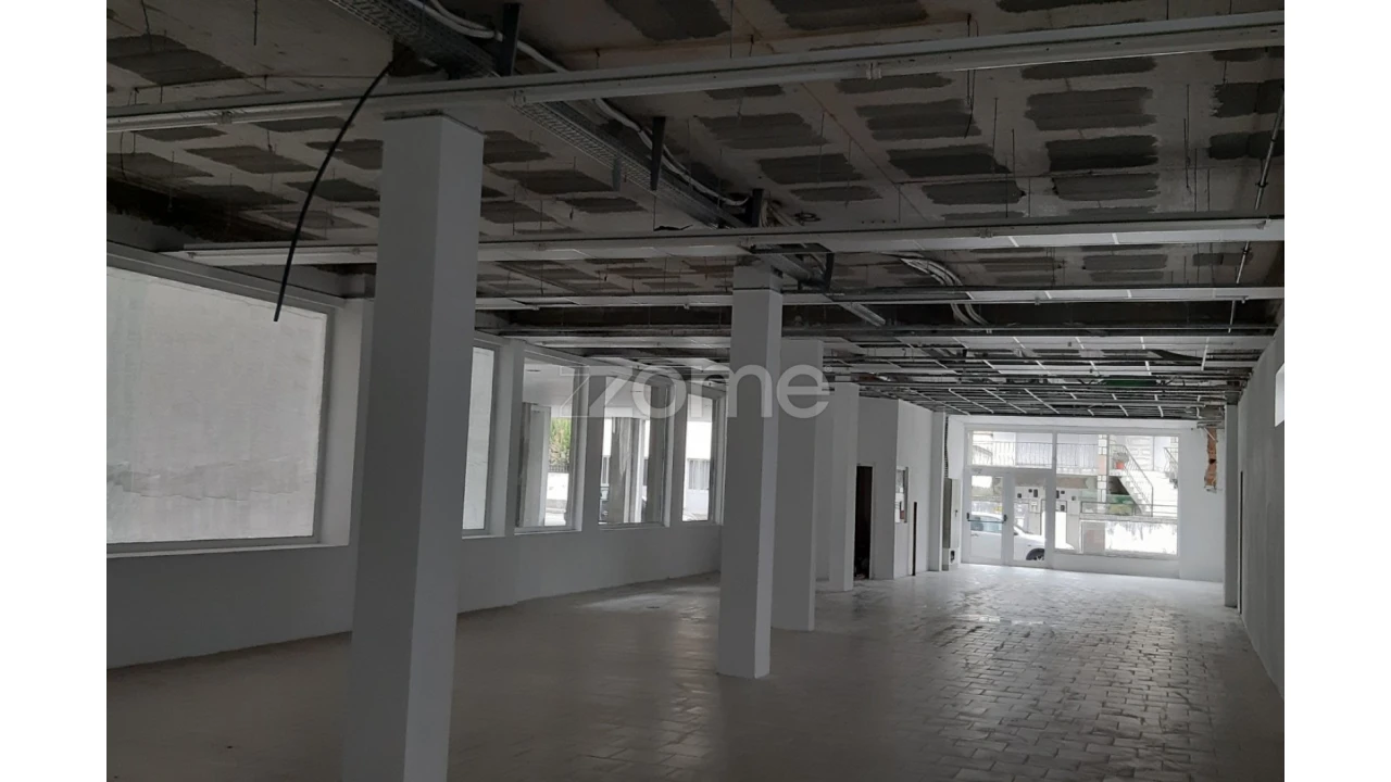 Negócio para Venda em Vila das Aves Foto 6