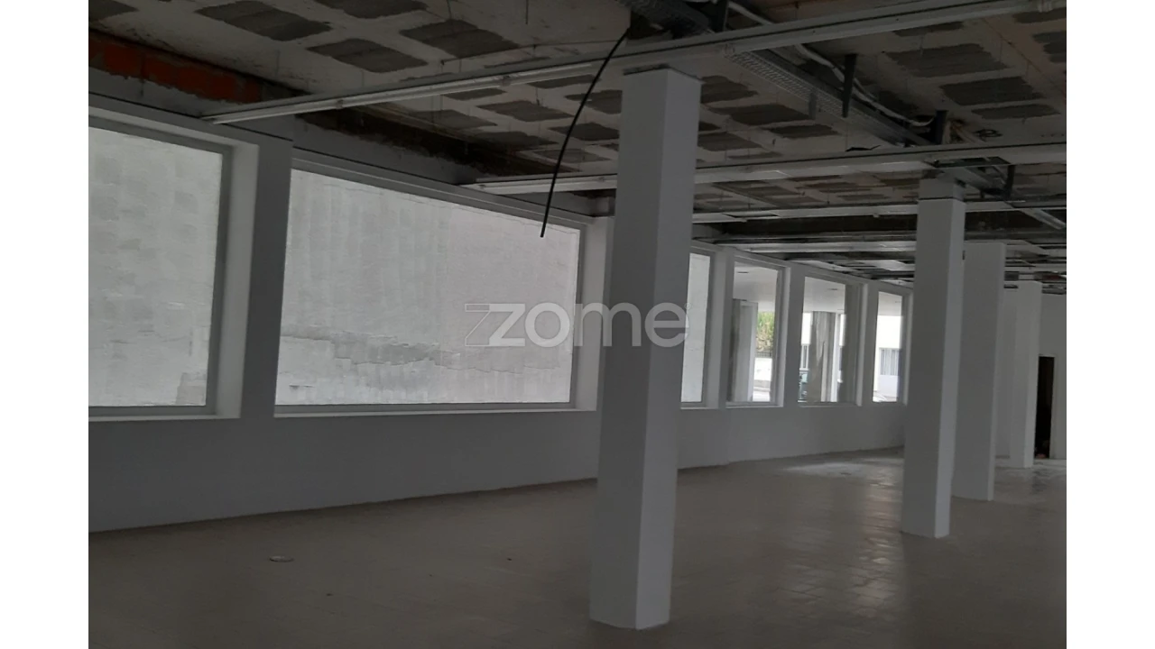 Negócio para Venda em Vila das Aves Foto 31