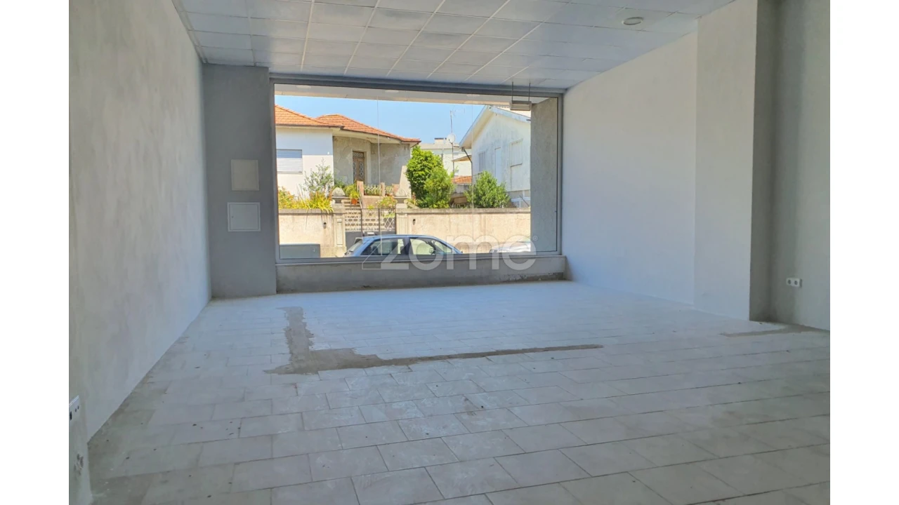 Negócio para Venda em Vila das Aves Foto 12