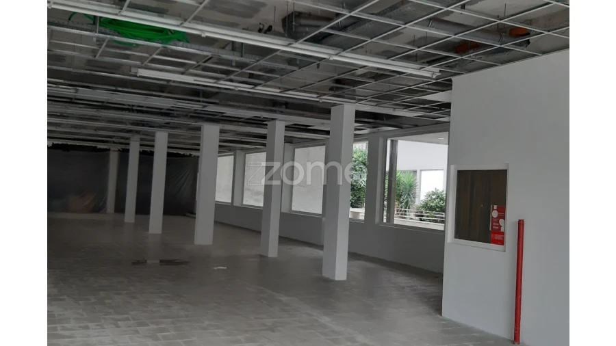 Negócio para Venda em Vila das Aves Foto 30