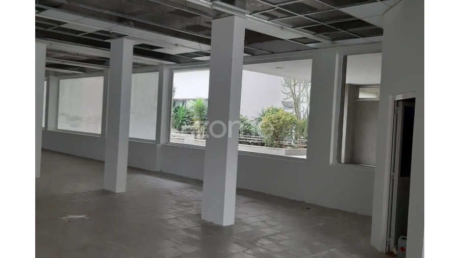 Negócio para Venda em Vila das Aves Foto 4