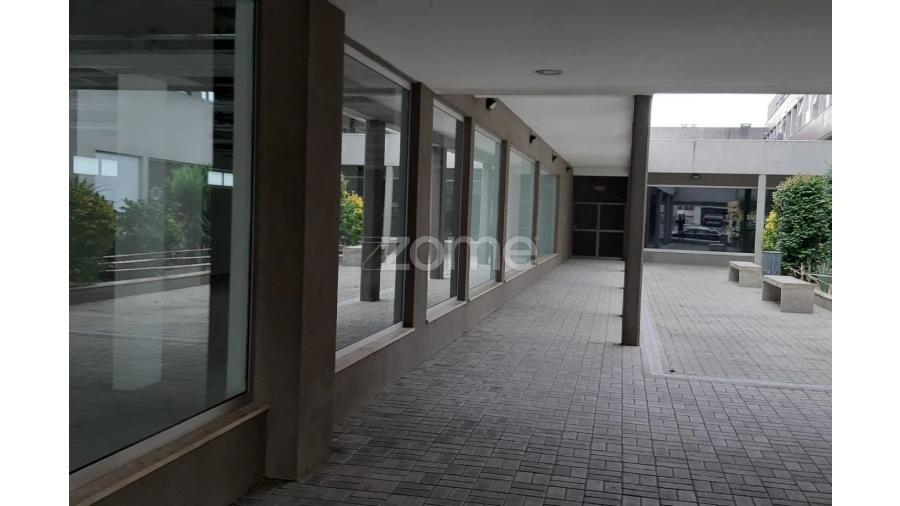 Negócio para Venda em Vila das Aves Foto 2