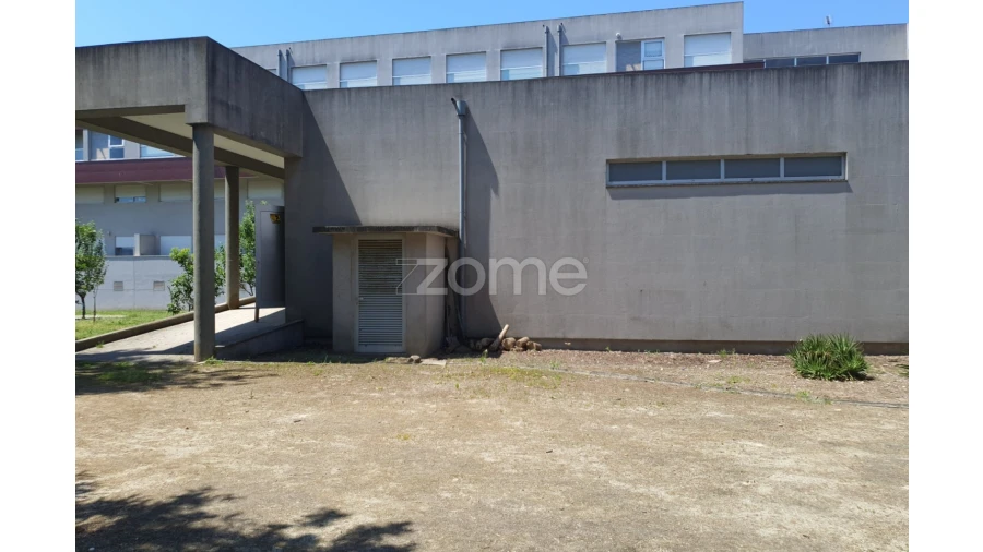 Negócio para Venda em Vila das Aves Foto 26