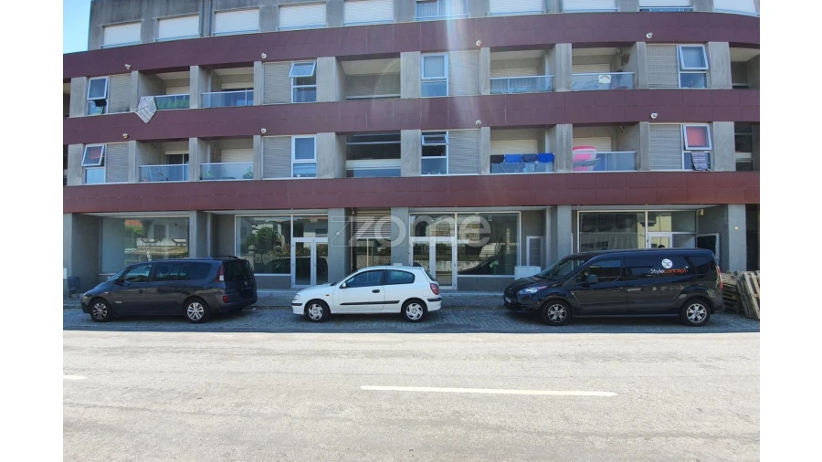 Negócio para Venda em Vila das Aves Foto 1