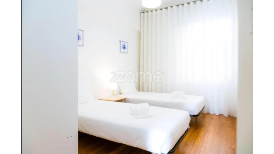 Apartamento T3 para Venda em Cedofeita, Santo Ildefonso, Sé, Miragaia, São Nicolau e Vitória Foto 9
