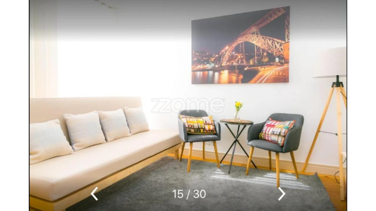 Apartamento T3 para Venda em Cedofeita, Santo Ildefonso, Sé, Miragaia, São Nicolau e Vitória Foto 1