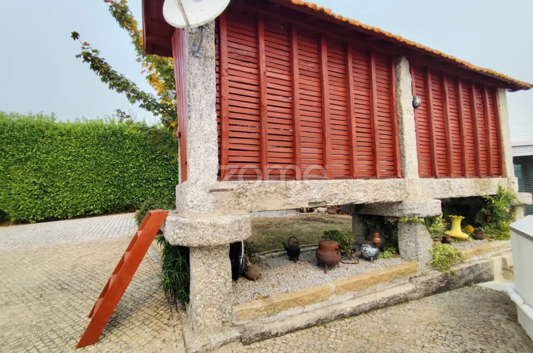 Quinta T3 para Venda em Campelo e Ovil Foto 72