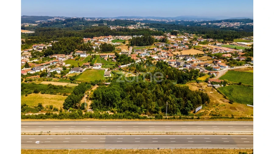 Terreno para Arrendamento em Santa Maria da Feira, Travanca, Sanfins e Espargo Foto 10