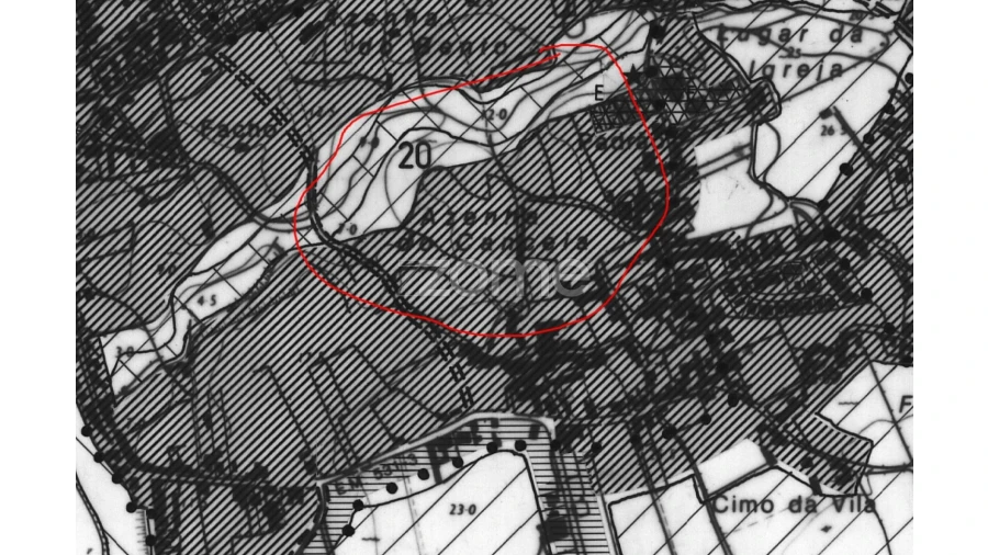 Terreno para Venda em Vila Chã Foto 2