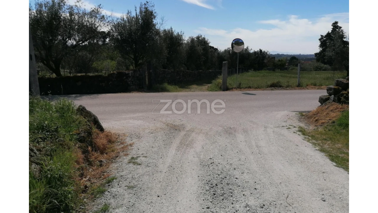 Terreno para Venda em Alvarelhos e Guidões Foto 13