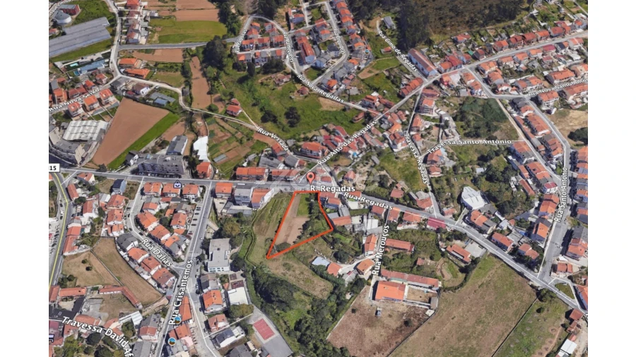 Terreno para Venda em Fânzeres e São Pedro da Cova Foto 6