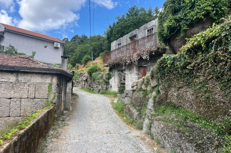 Moradia T7 para Venda em Ansiães Foto 8