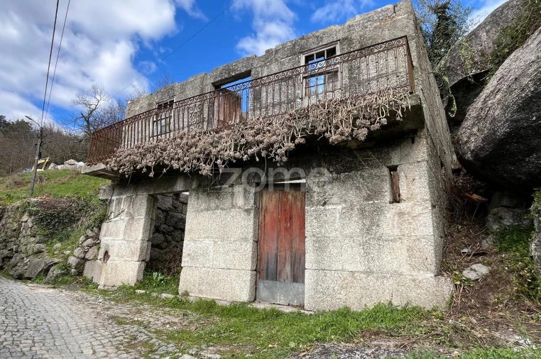 Moradia T7 para Venda em Amarante (São Gonçalo), Madalena, Cepelos e Gatão Foto 5