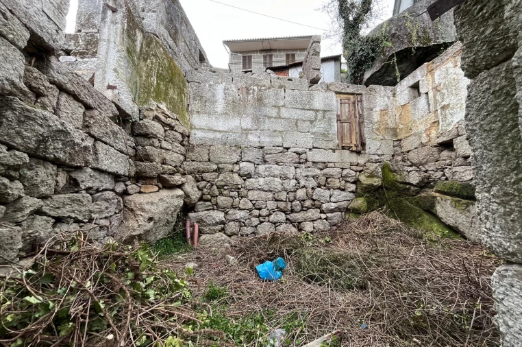 Moradia T7 para Venda em Amarante (São Gonçalo), Madalena, Cepelos e Gatão Foto 12