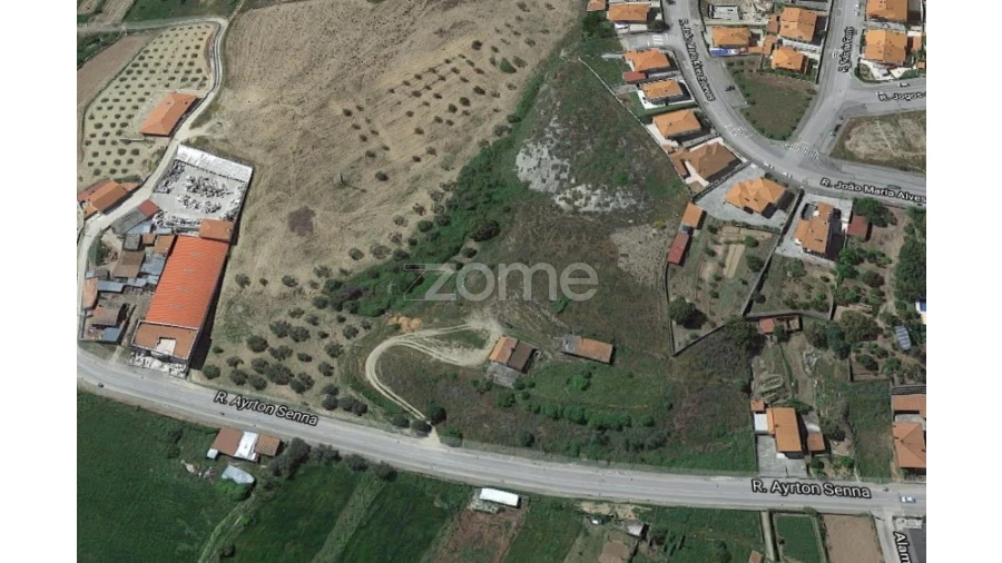 Terreno para Venda em Mirandela Foto 2