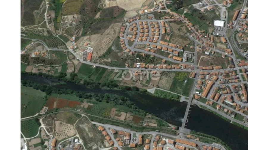 Terreno para Venda em Mirandela Foto 5
